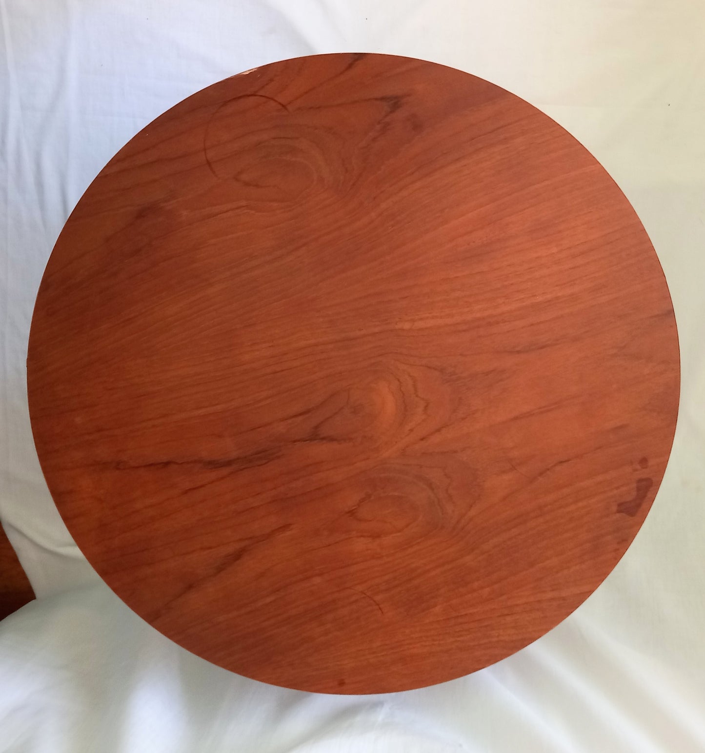 Mid Century real wood round coffee table with tapered legs
