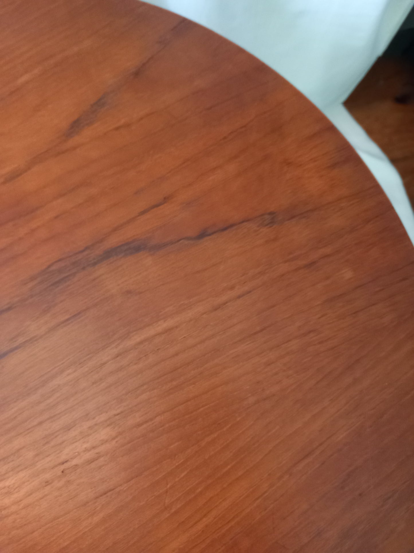 Mid Century real wood round coffee table with tapered legs