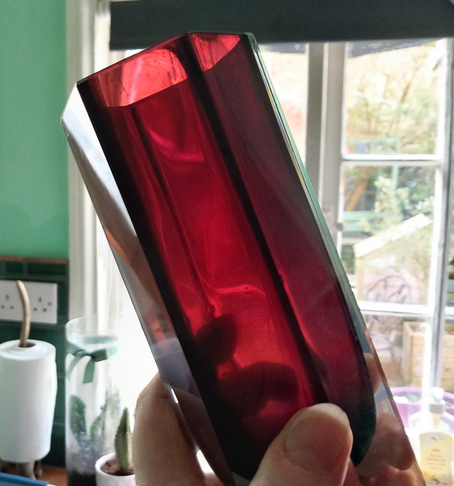 Mid century Murano Glass Mandruzzato Purple faceted hexagonal vase
