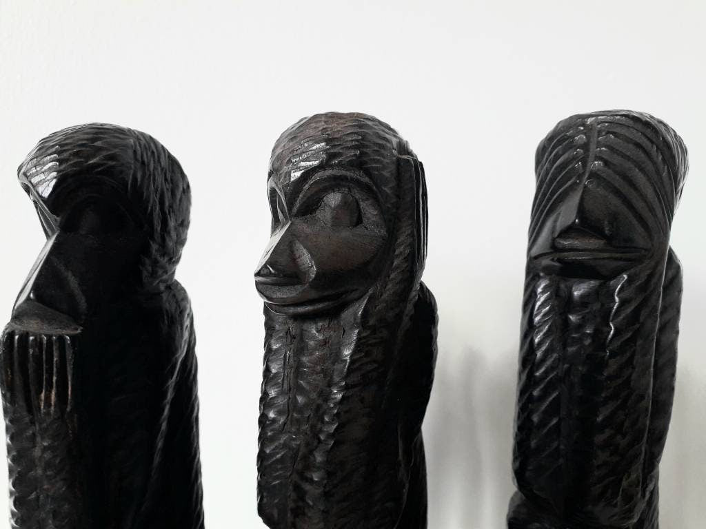 Vintage hand carved ebonised wood 3 wise monkeys figurine statue hear no evil, see no evil, speak no evil