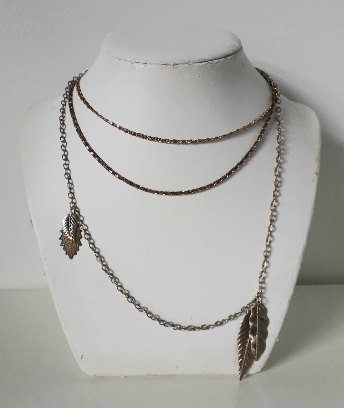 Hand made multi strand goldtone chain and leaf pendant necklace