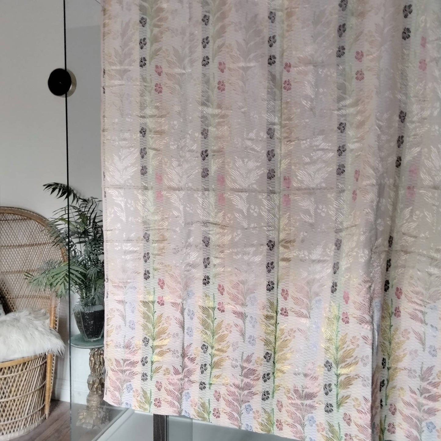 Mid century pink floral satinised single curtain 56"