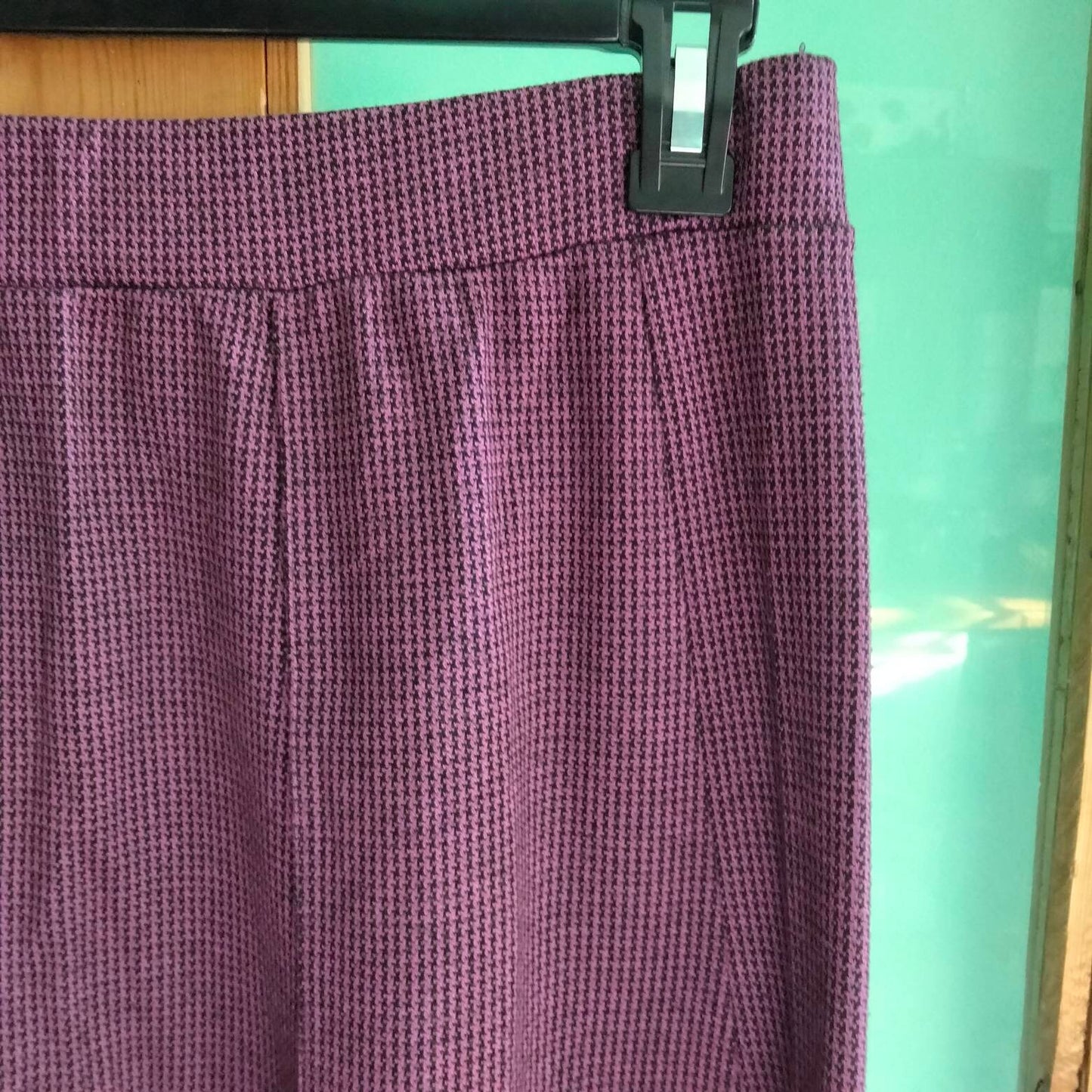 1980s purple & black dogtooth checked flared skirt 14 16