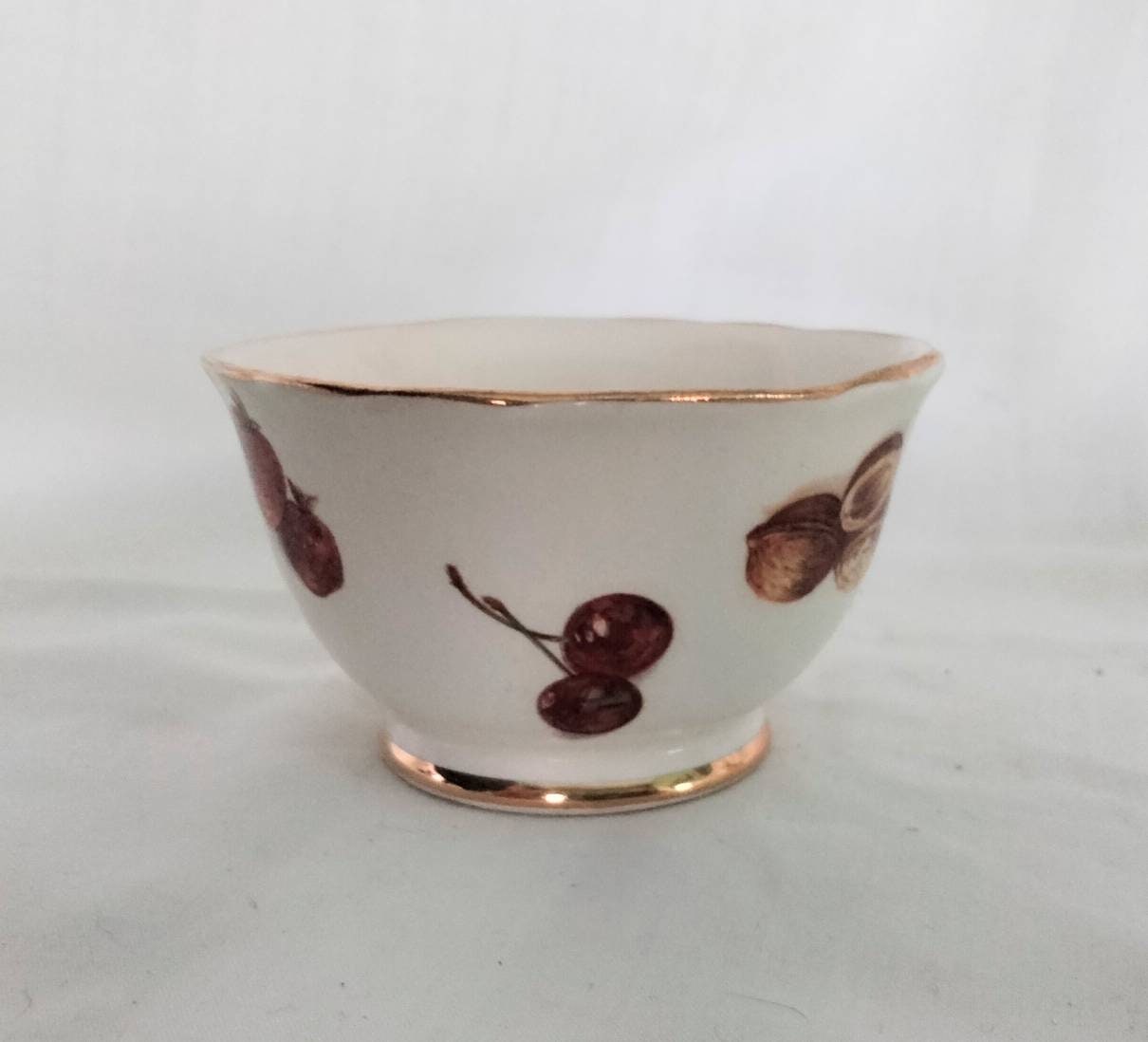 Crown Devon Fruit & Nut Pattern Sugar Bowl
