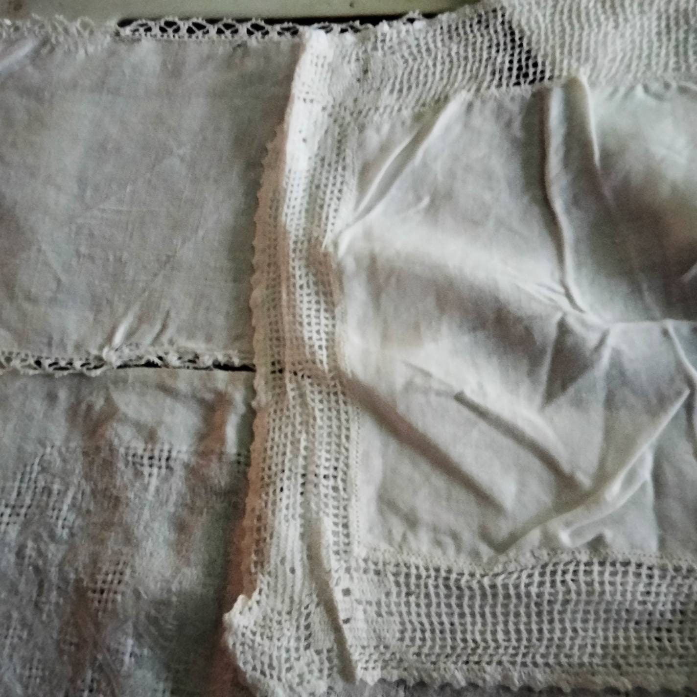 Lot of 7 Edwardian white jacquard doilies, cloths & mats