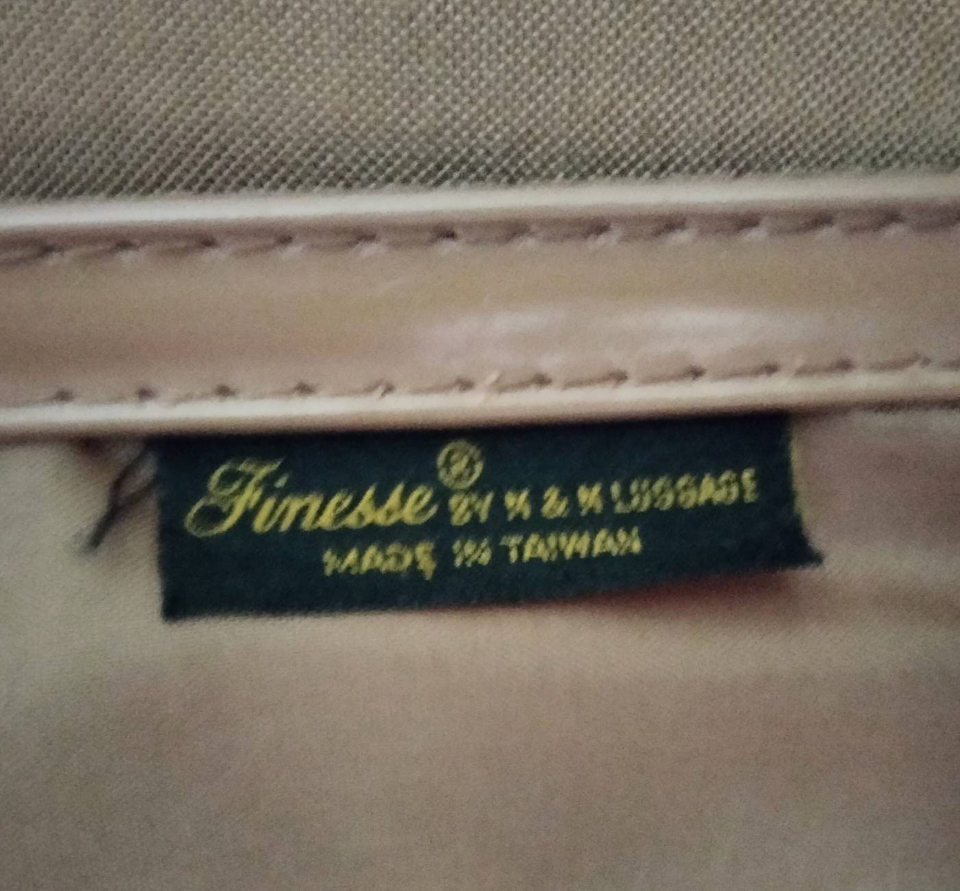 1970s Finesse tan brown leather effect suitcase 22.5"