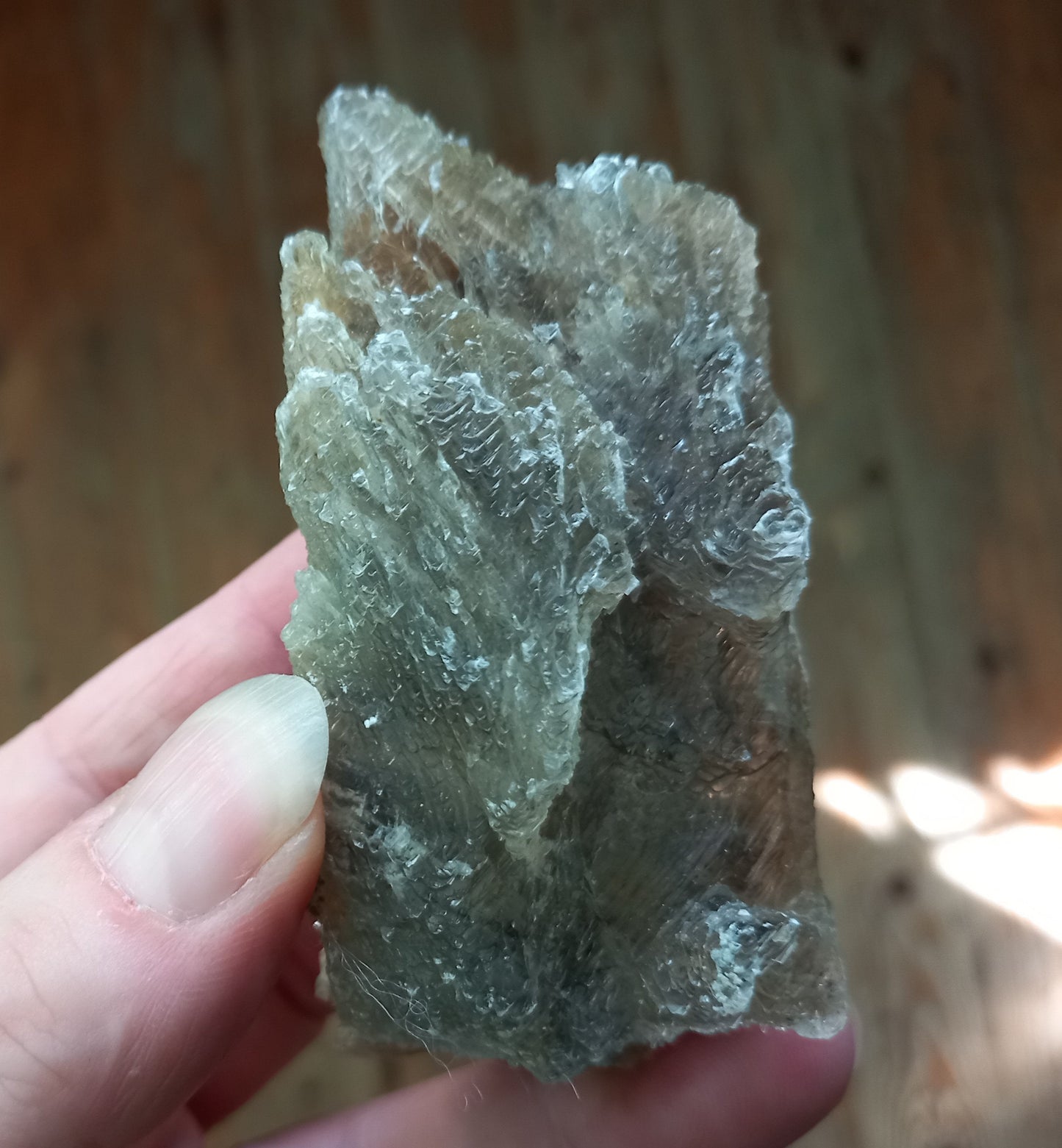 Natural UK Selenite Gypsum Stone Crystal Geological Specimen 8.5 CM