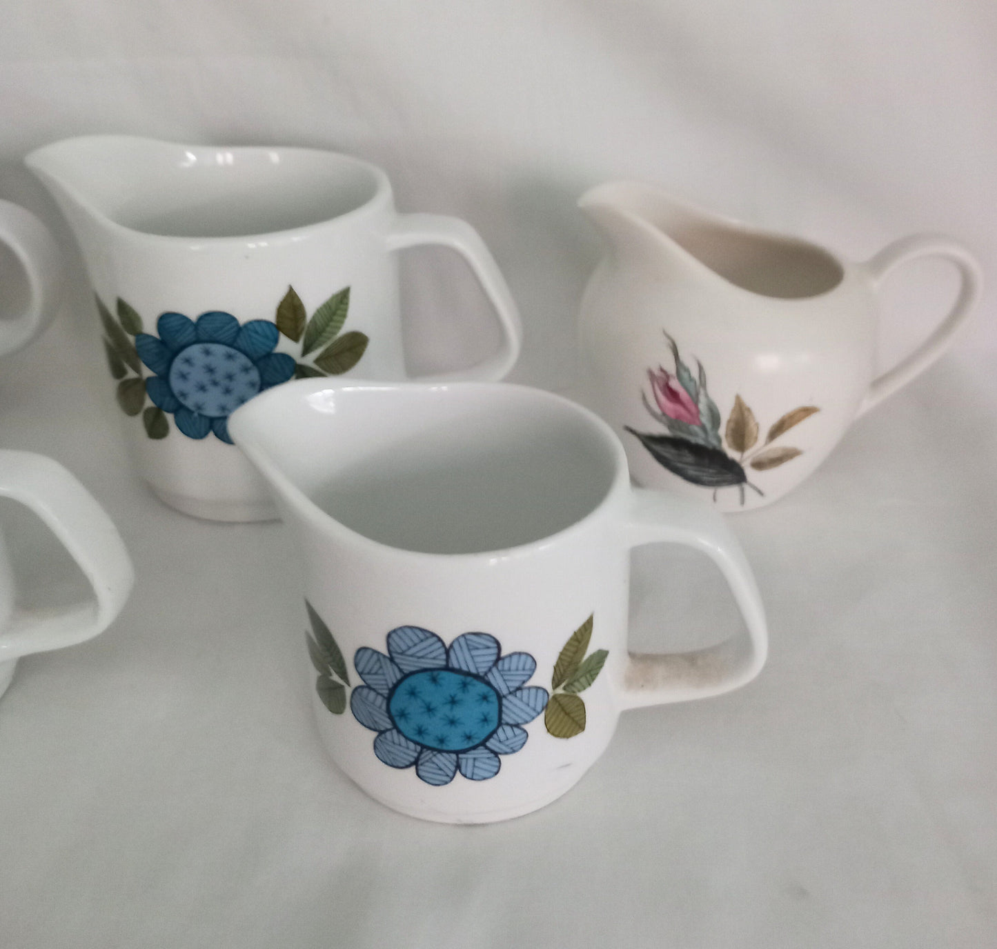5 Mid Century J&G Studio Meakin Flower Pattern Milk and Cream Jugs