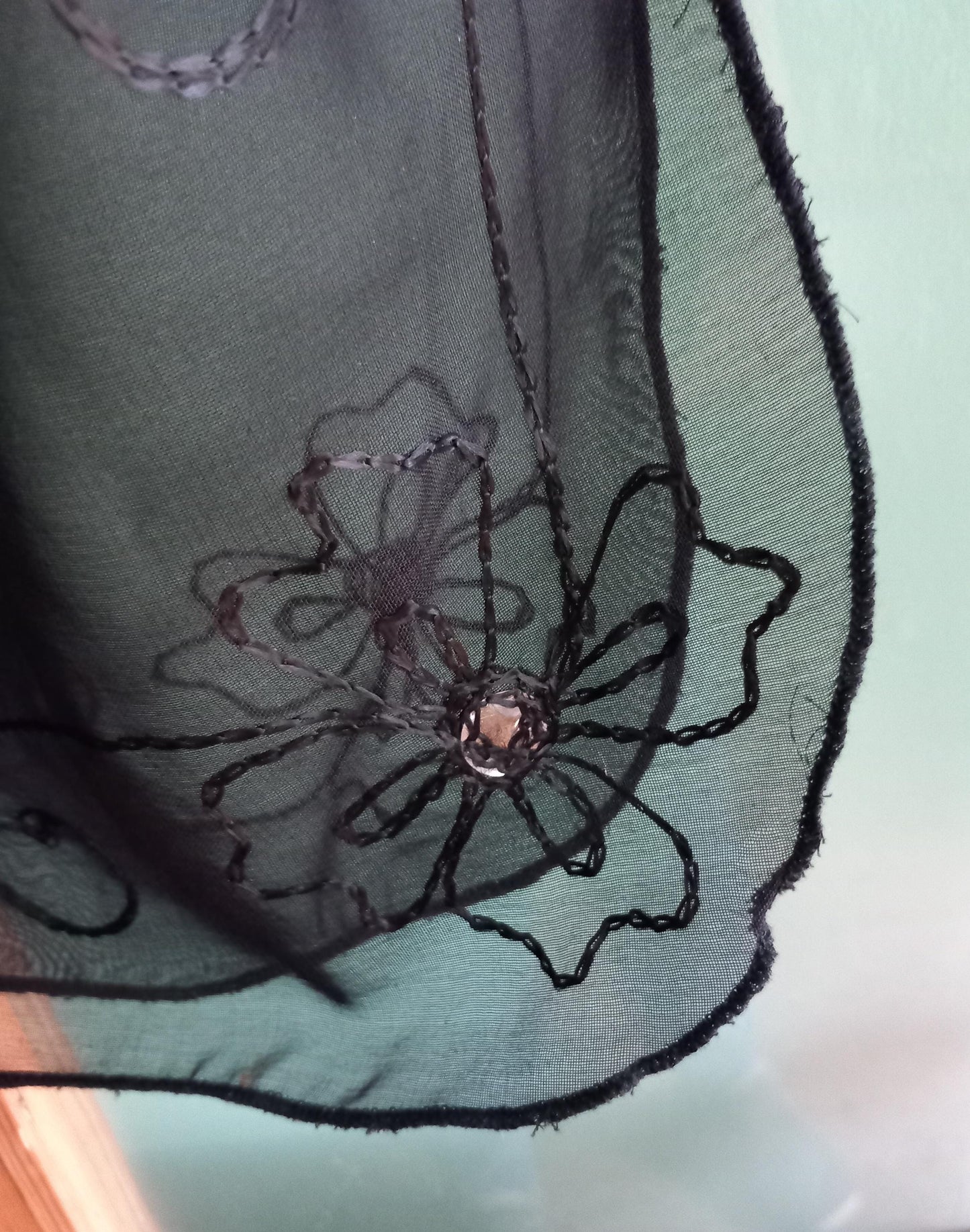 c2000 Black Chiffon Sequin Flower Short Sarong 14 16