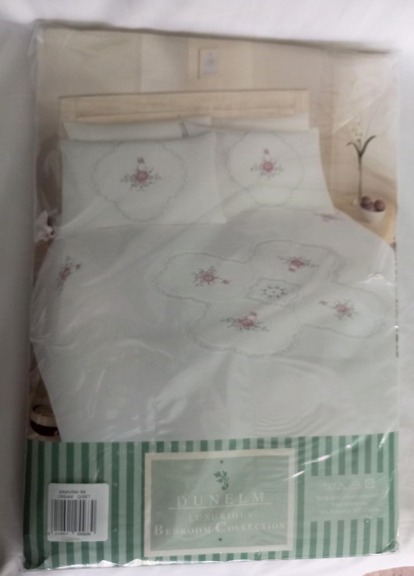 1980s Dunelm Luxury embroidered single duvet cover set, new in packet