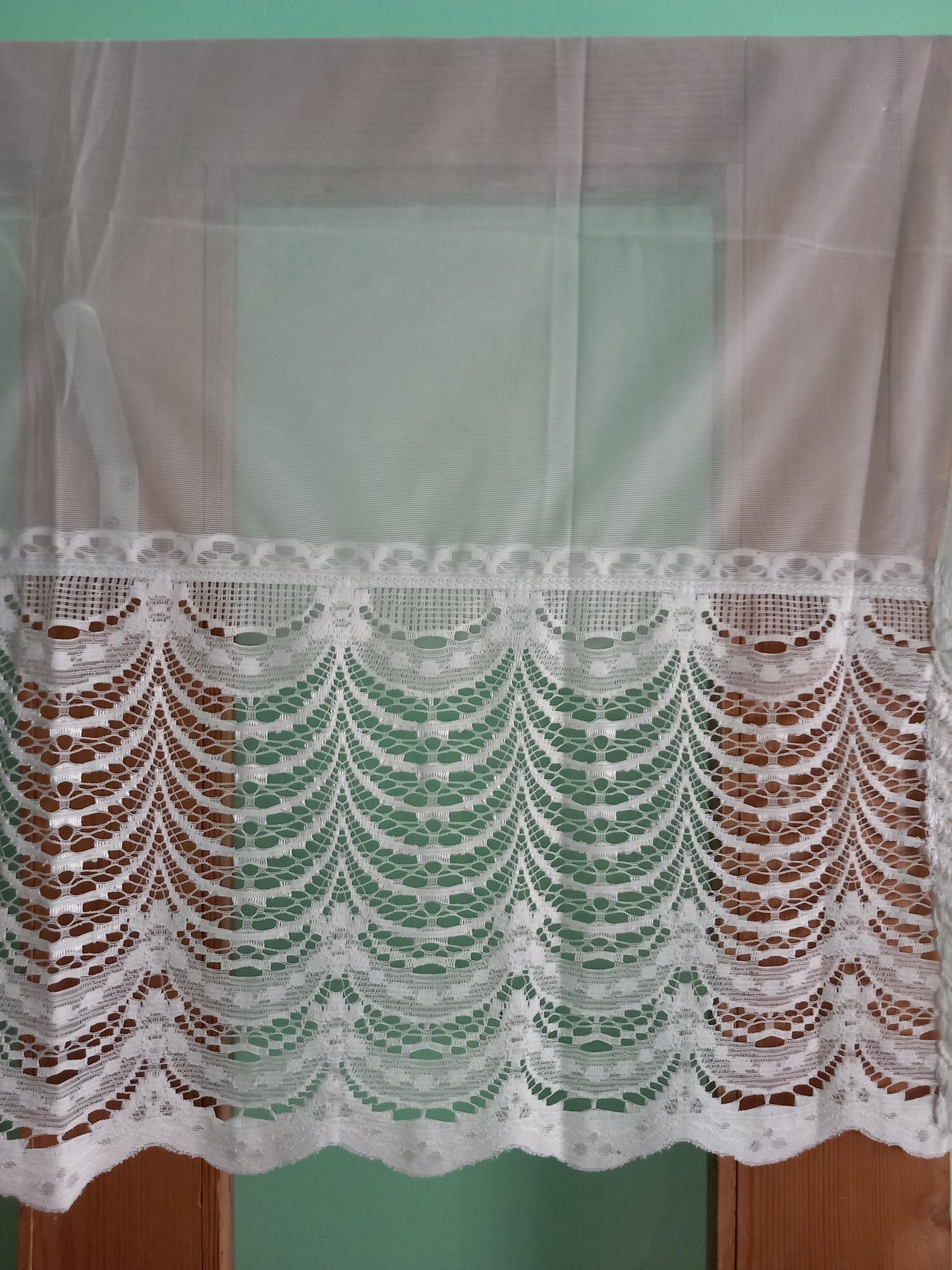 Vintage scalloped design white net curtain 34" long