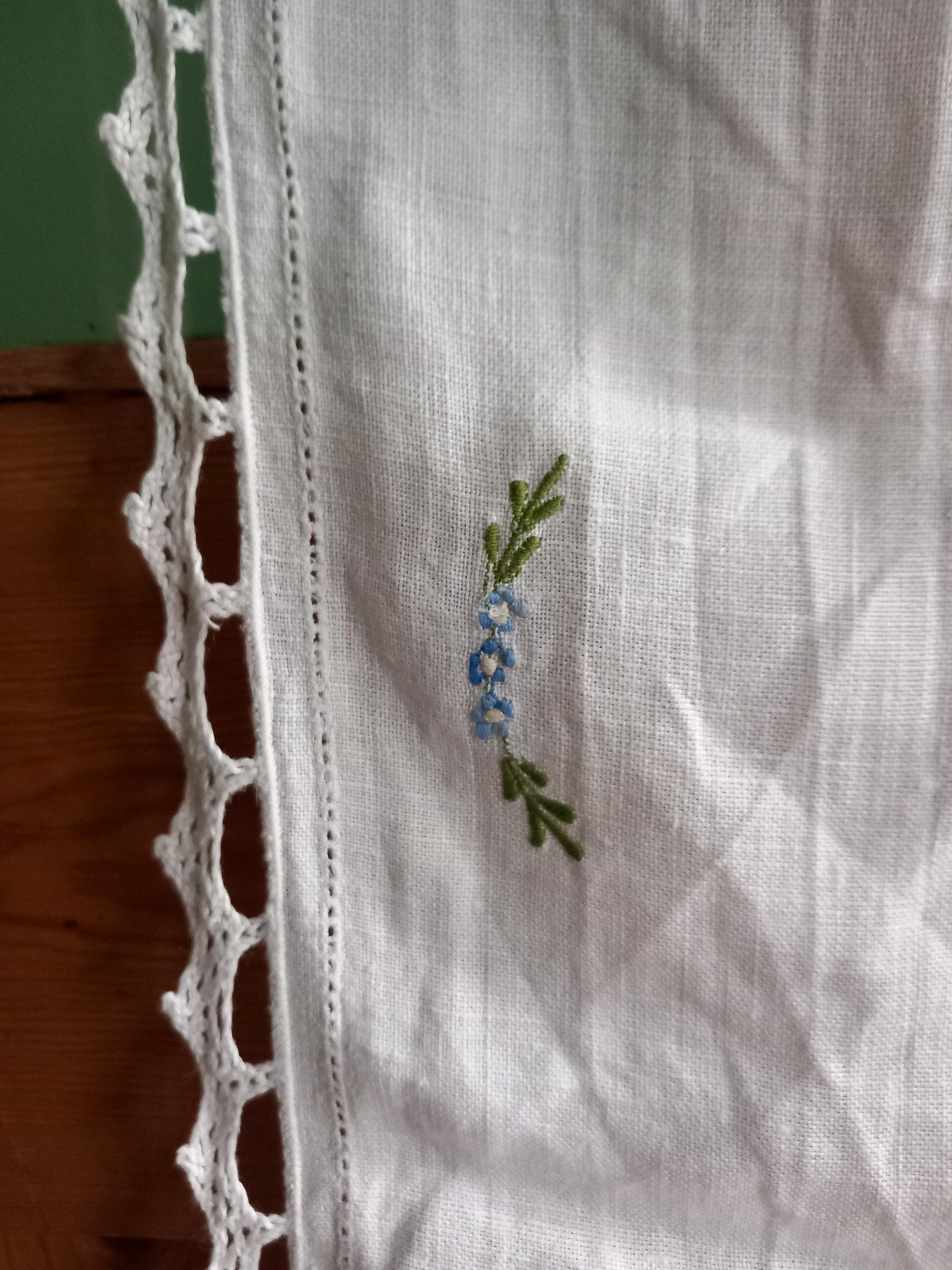 Antique hand made white cotton floral lace edged table runner
