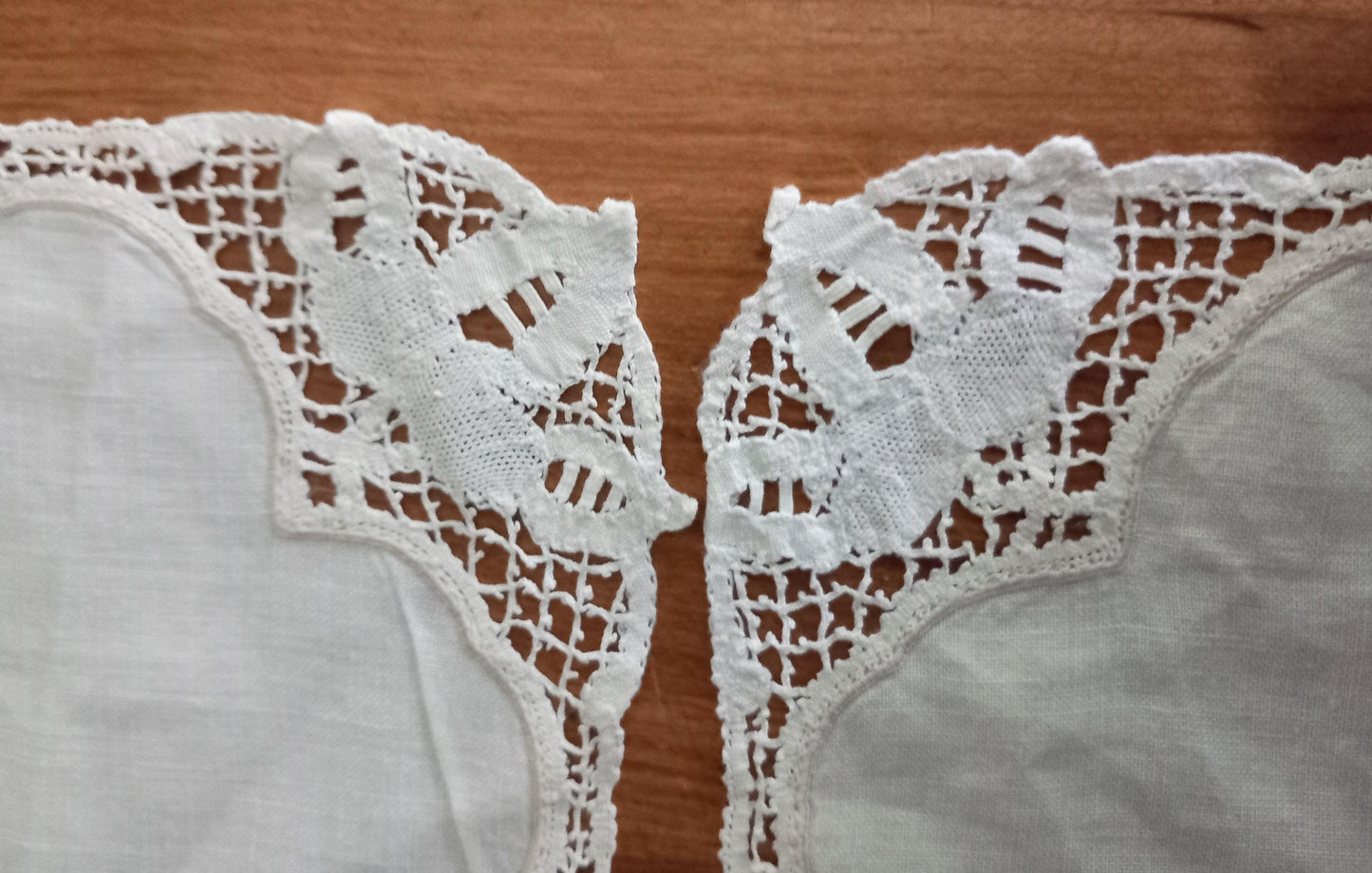 Pair of vintage Edwardian white cotton doily cloths with hand made lace edge