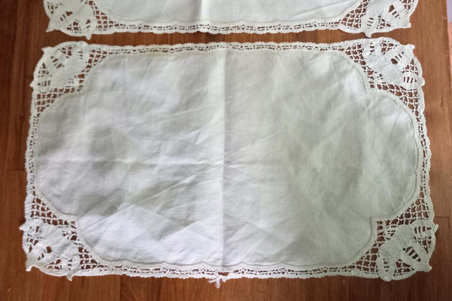 Pair of vintage Edwardian white cotton doily cloths with hand made lace edge