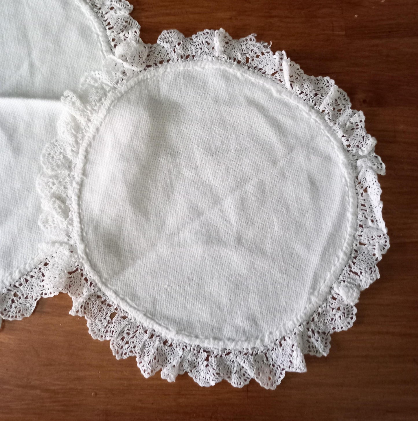 Set of 3 vintage Edwardian white round cotton doilies with hand made lace edge
