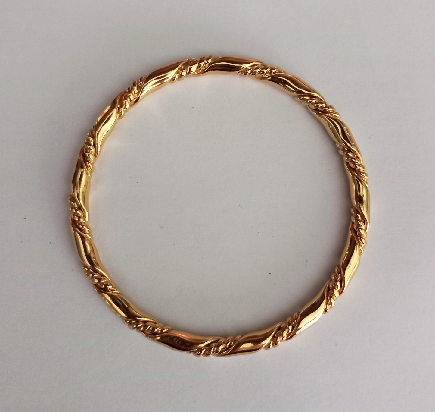 1980s goldtone rope twist design bangle bracelet