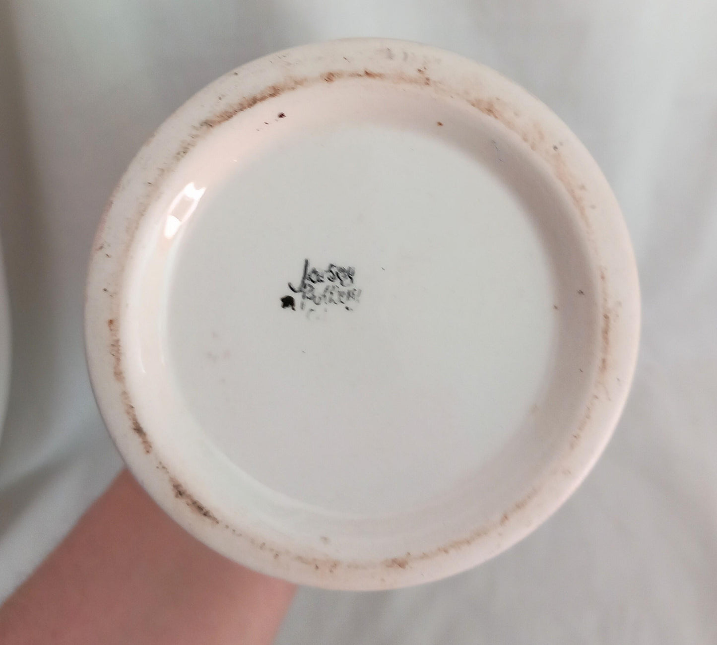 1970s brown & white Jersey Studio Pottery vase 6.75"