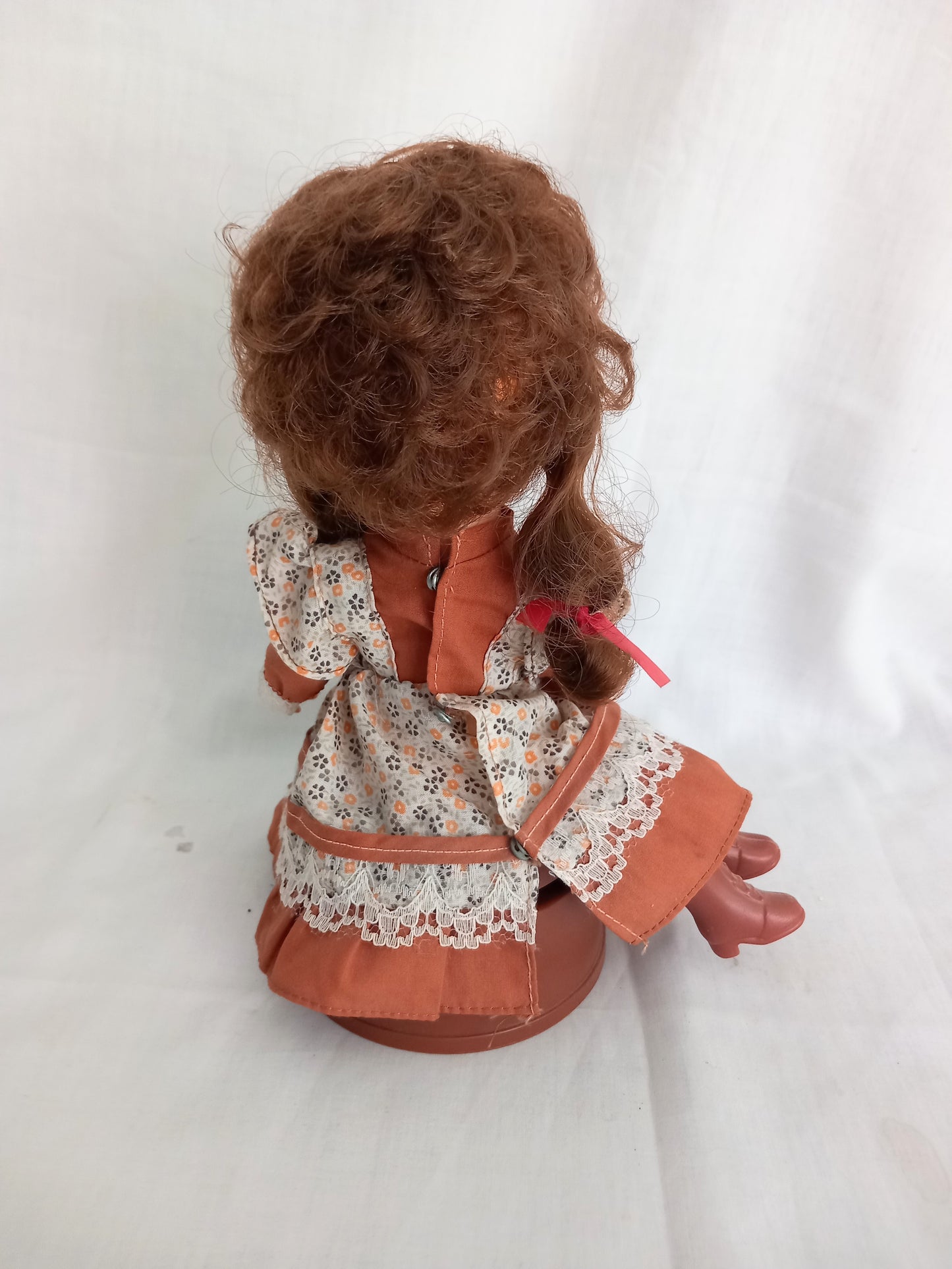 Vintage Kitsch Mid Century Blue Eye Brown Hair Rotating Musical Doll 10"
