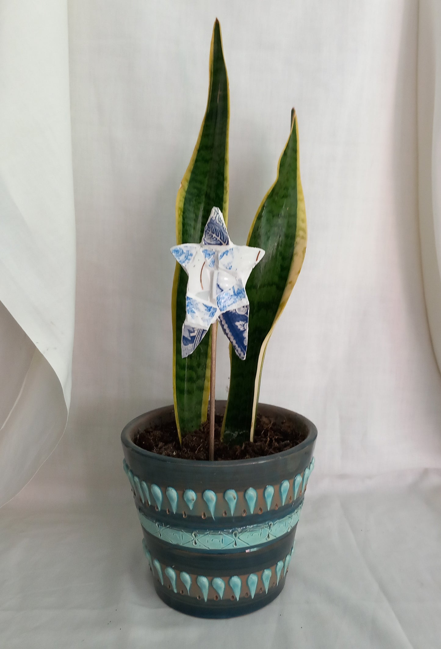 Hand made Blue & White Pottery Sherd Mosaic Star Decorative Plant Stake