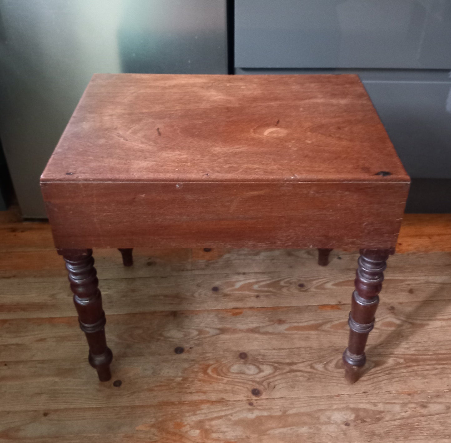 Victorian mahogany wood bidet wash bowl with ceramic liner & cover
