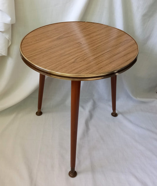 Vintage Mid Century Round Coffee Side Table Plant Stand With Tapered Legs