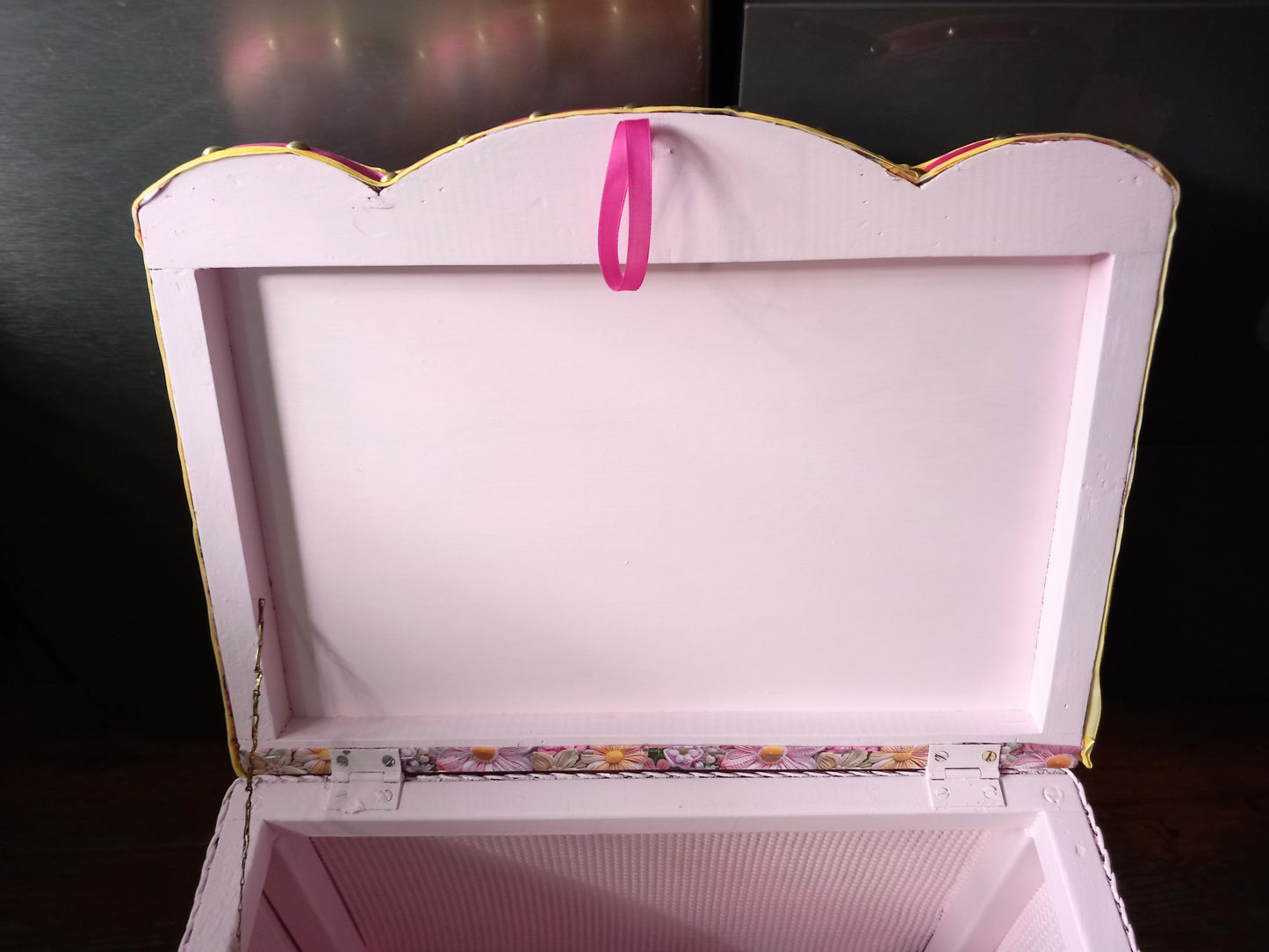 Vintage Lloyd Loom Style Stool Ottomon Laundry Basket Storage Seat Pink Floral