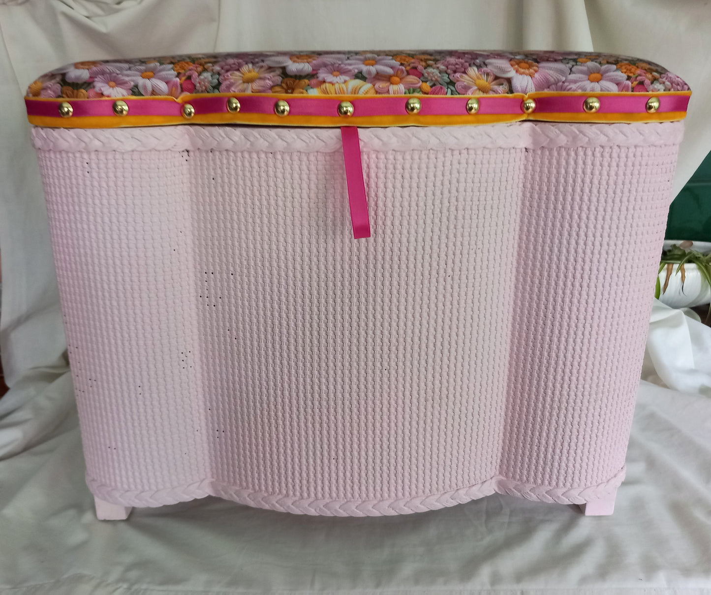 Vintage Lloyd Loom Style Stool Ottomon Laundry Basket Storage Seat Pink Floral