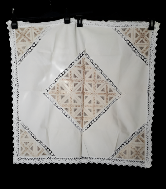 Edwardian hand made tablecloth in cream cotton and lace