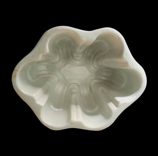 Antique Art Deco Jelly Aspic Blancmange Pie Mould