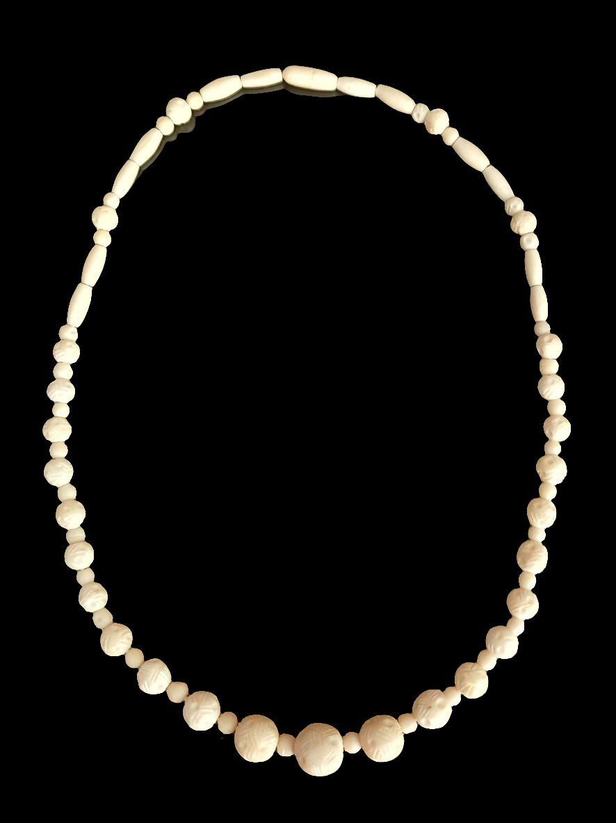 Vintage white hand carved bovine bone graduated bead necklace