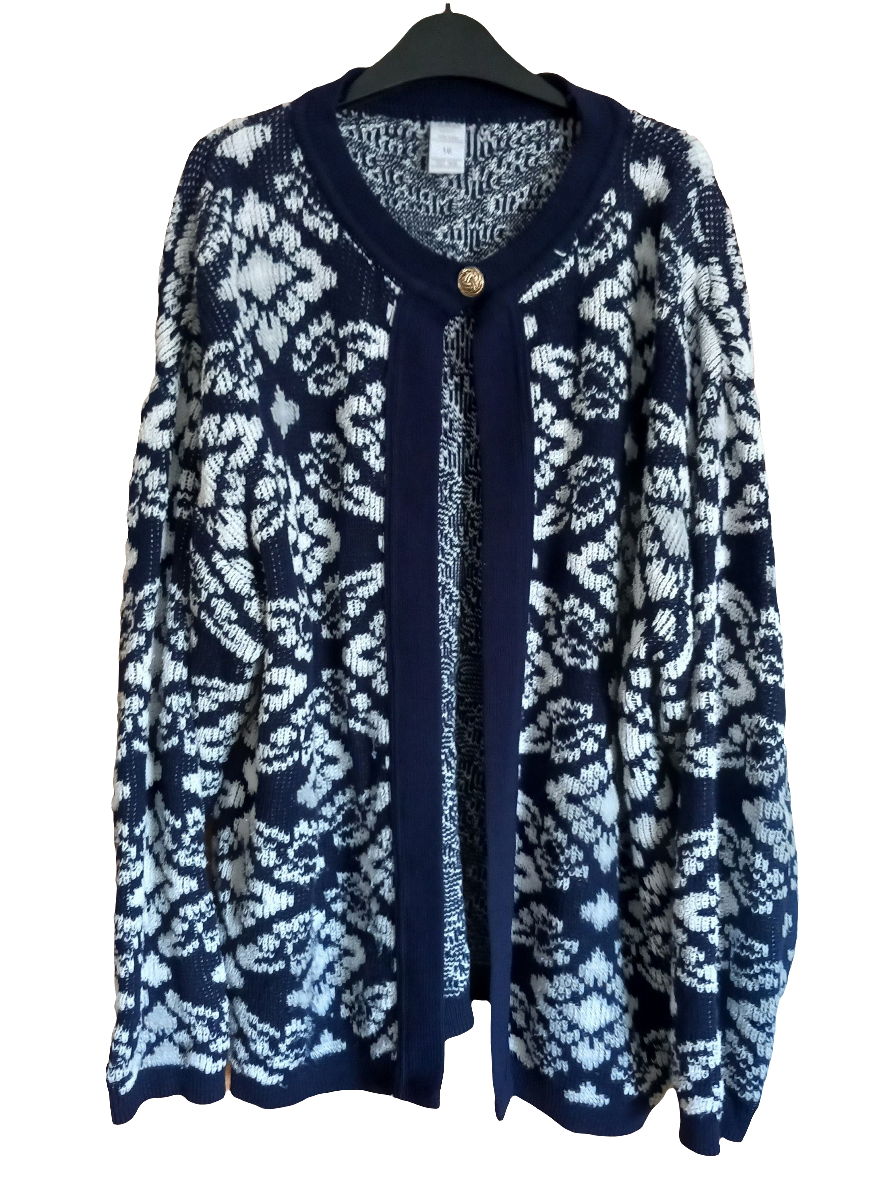1980s Littlewoods Blue & White Flower Pattern Chunky Knitted Cardigan 16