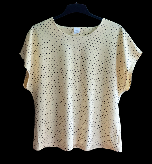 1980s Yellow & Black Polka Dot Cap Sleeve top 18