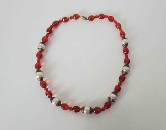 1950s red faceted crystal and glass pearl bead necklace
