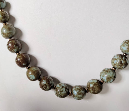 1960s blue mottled glass turquoise graduated bead necklace