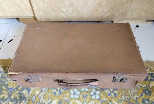 Mid century tan brown real leather small suitcase 18"