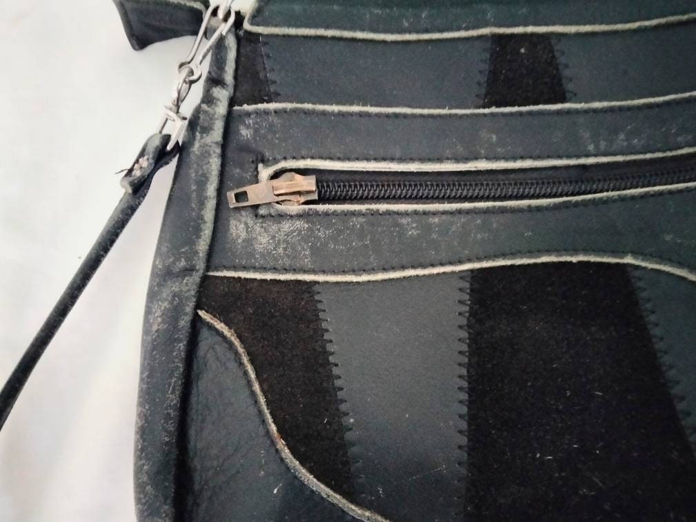 1980s navy blue real leather & suede shoulder or top handle handbag