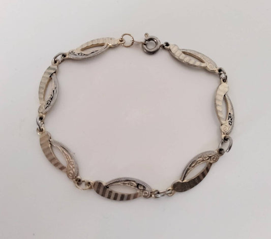 1970s goldtone textured metal link bracelet