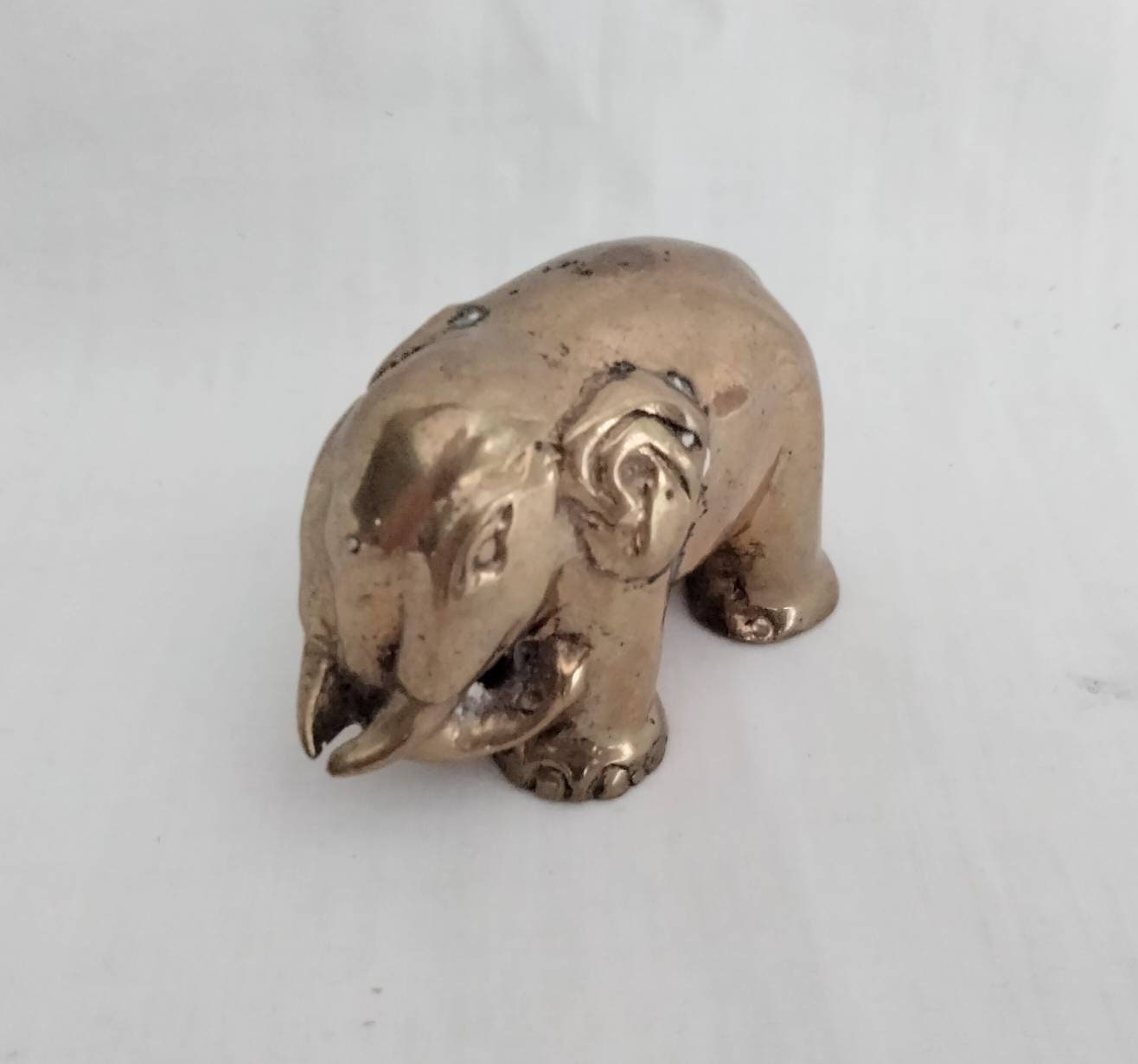 1970s gold brass small elephant statue paperweight 2.5"
