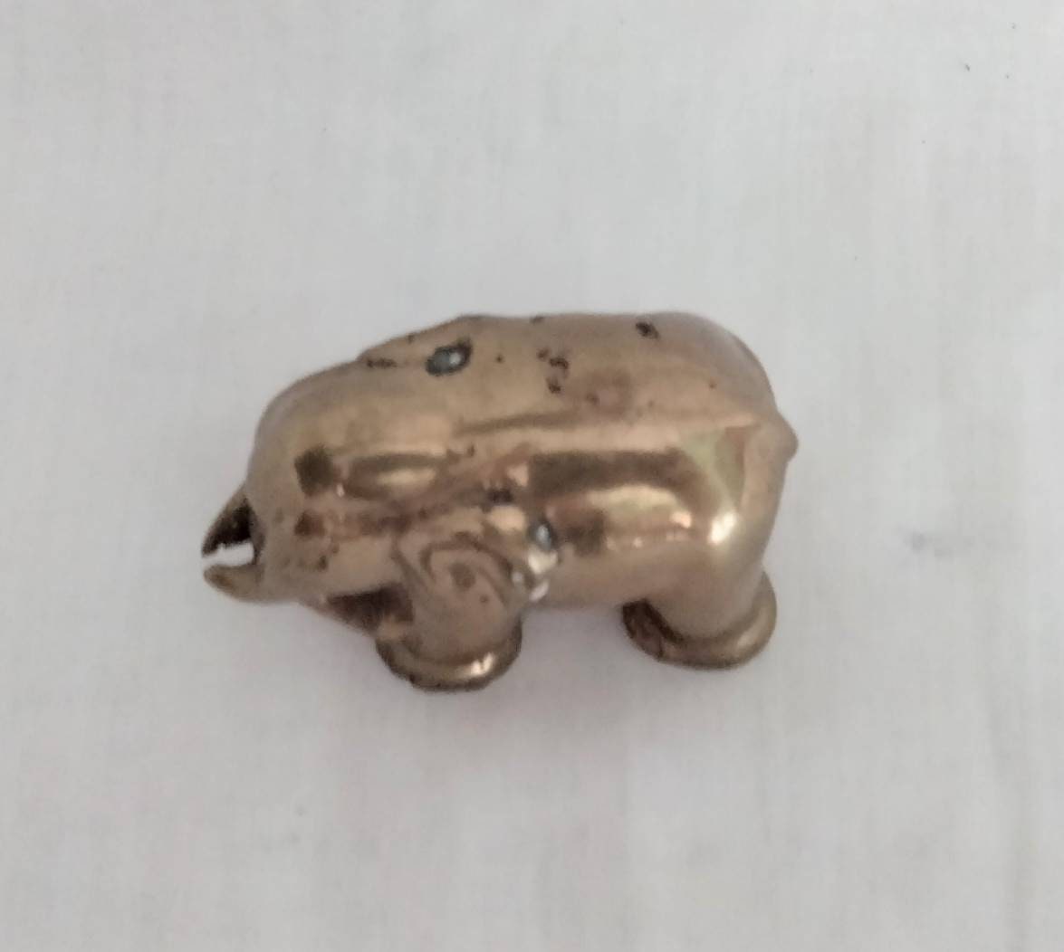 1970s gold brass small elephant statue paperweight 2.5"