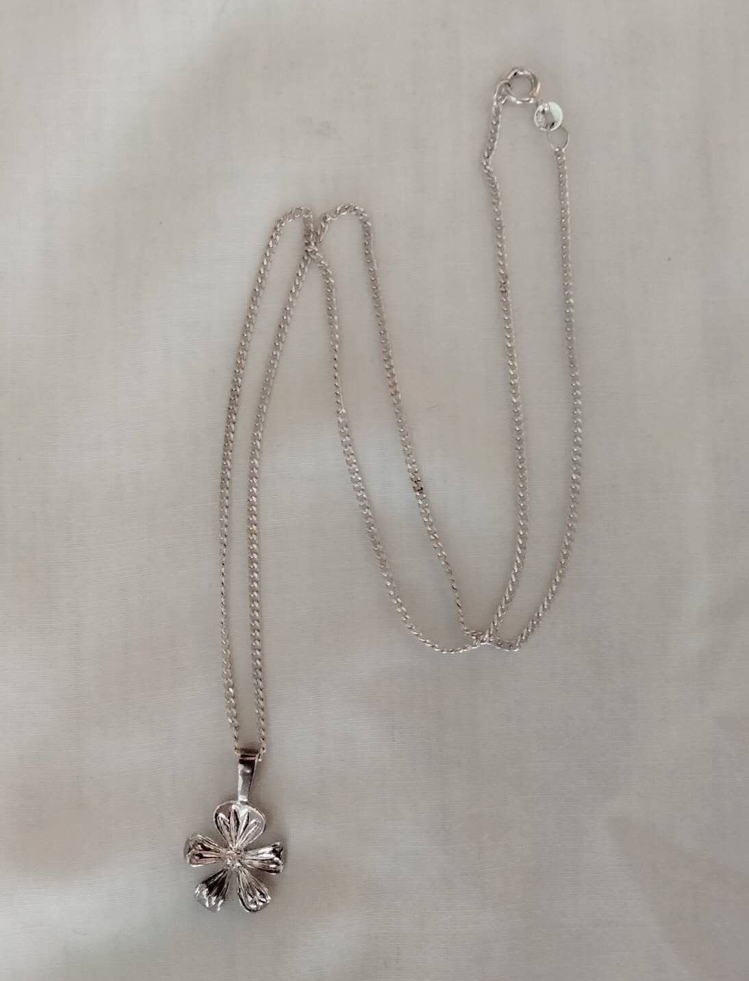 Late 20th century stamped 925 sterling silver textured flower pendant necklace