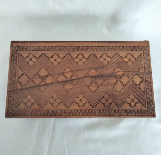 Hand carved geometric pattern wooden trinket box 10.5"