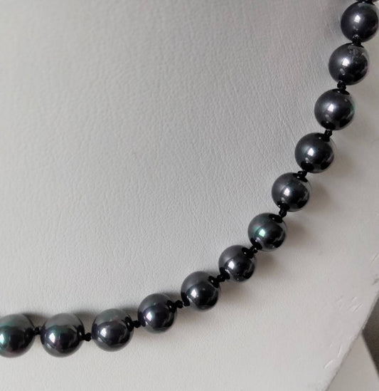 1950s black iridescent glass pearl bead necklace with clear rhinestone clasp