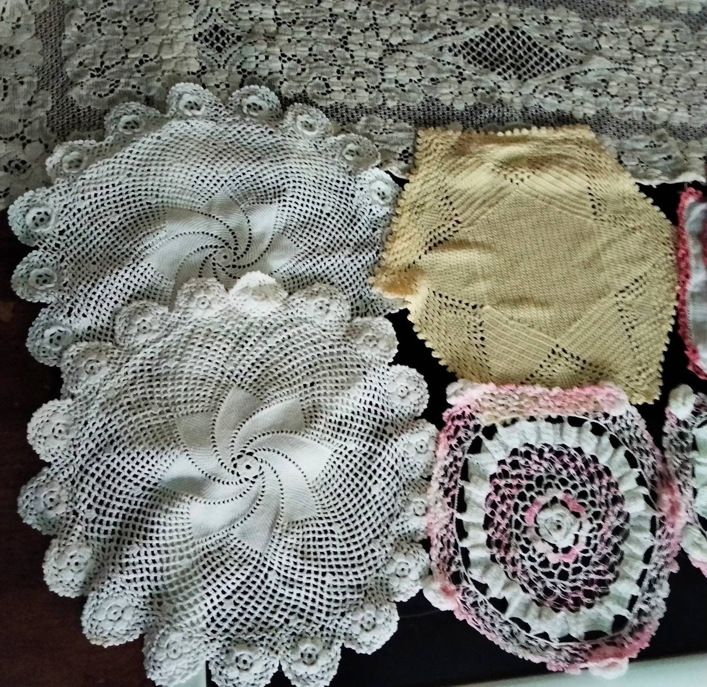 Lot of 8 vintage hand made crochet & lace cloths, mats & doilies pink yellow