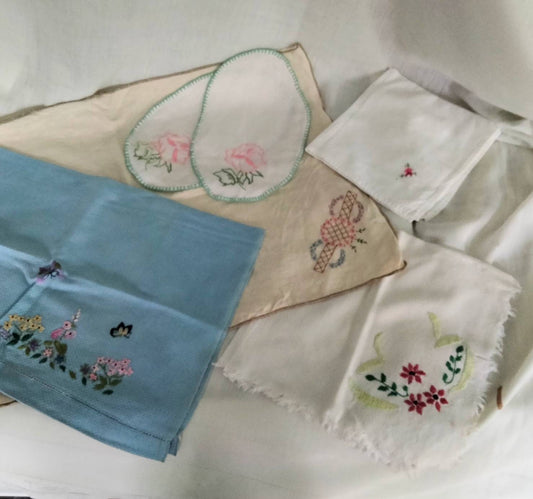 Lot of 6 hand made embroidered art deco tray cloths, mats & doilies