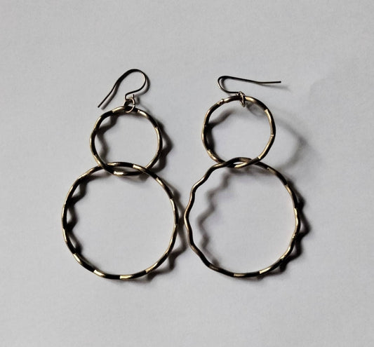 1980s gold plated crimped circle dangly earrings
