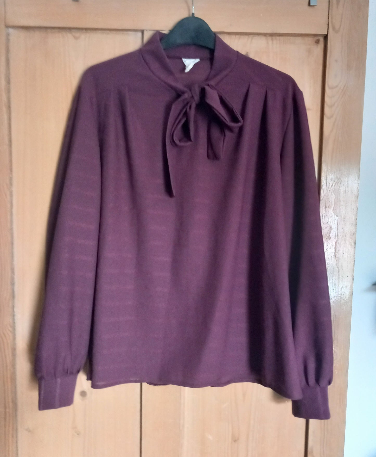 Vintage 1970s Rushcliffe wine red pussybow shirt blouse 16 18
