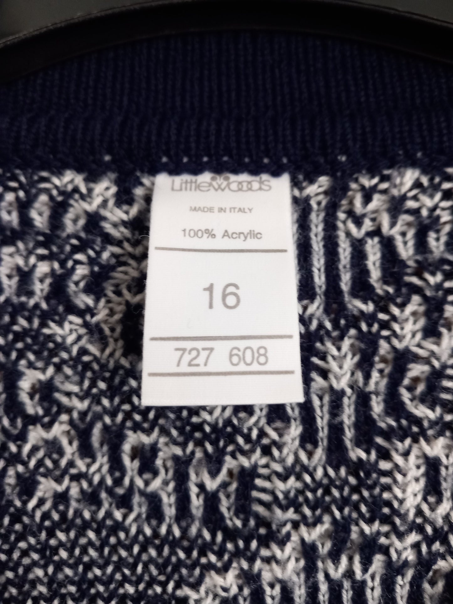 1980s Littlewoods Blue & White Flower Pattern Chunky Knitted Cardigan 16