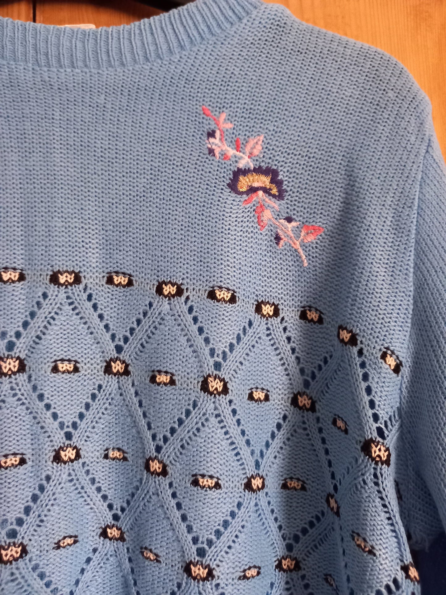Vintage 1980s Blue Lightweight Knit Flower Pattern Jumper 12 14