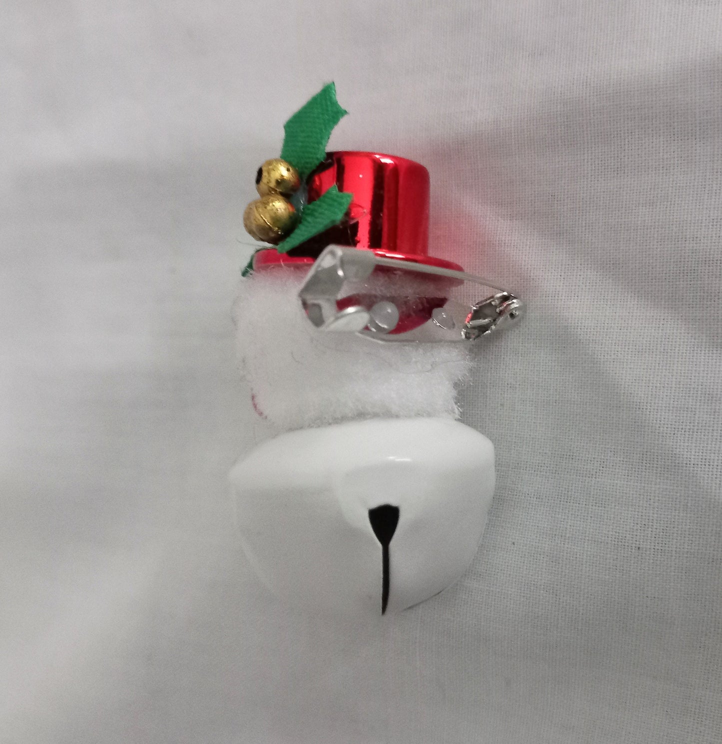 Vintage Christmas festive jingle bell snowman brooch