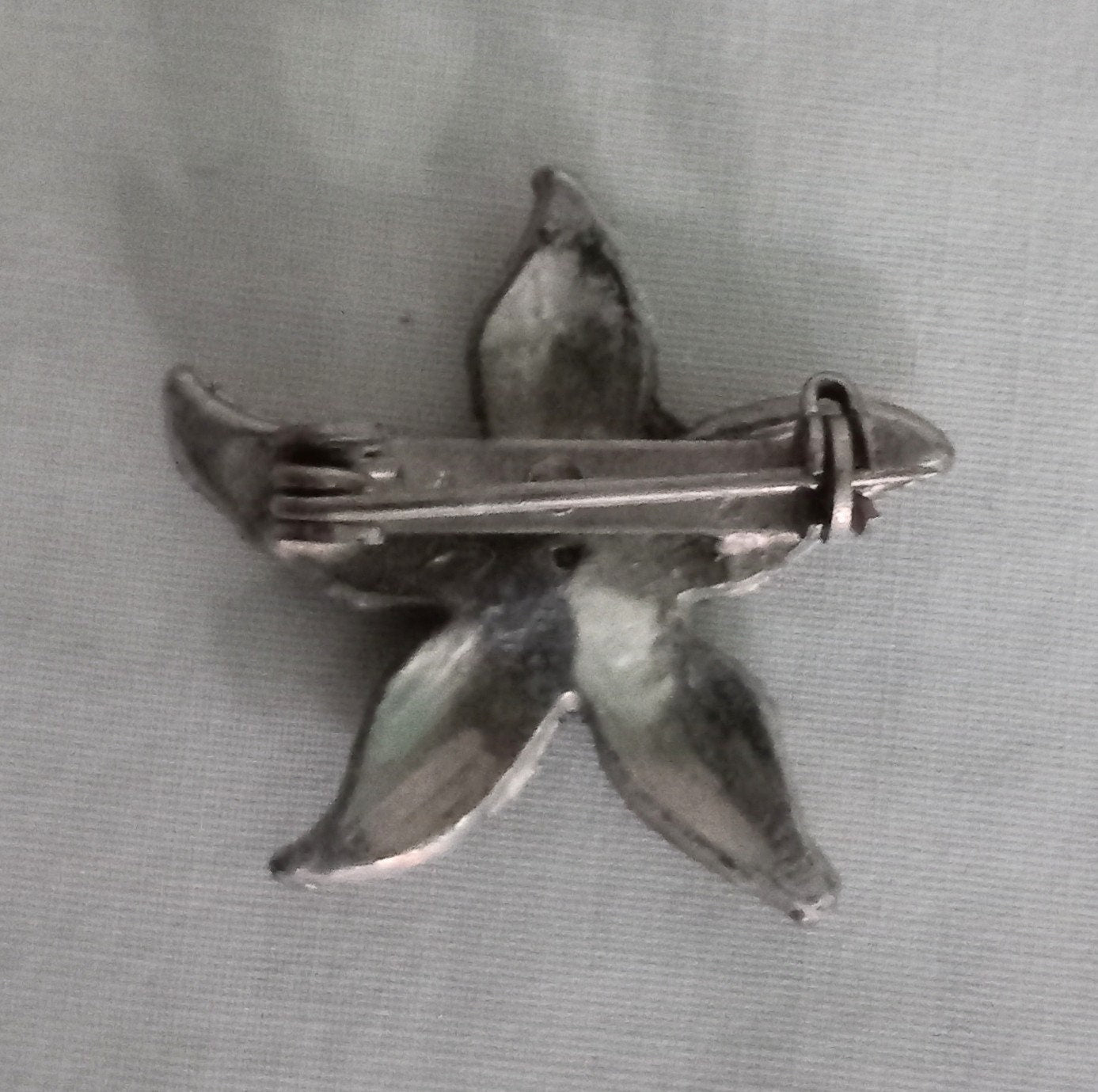 1950s Silvertone & Clear Rhinestone Starfish Brooch